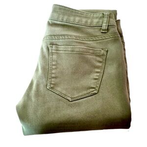 Delia’s Olivia Jeans Pants Olive Green Size 1 Stretch Denim Juniors